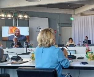 Participation de la ministre déléguée auprès du ministre des Affaires étrangères SUZUKI à la réunion des ministres du développement du G7 et à la réunion conjointe des ministres du développement et de la Santé du G7
