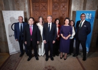 © Ministry of Foreign Affairs of Japan