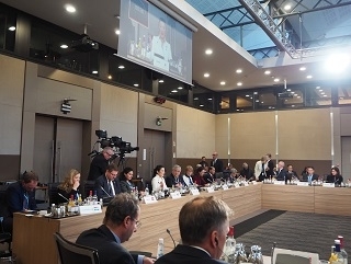 Participation de la vice-ministre parlementaire chargée des Affaires étrangères YOSHIKAWA à la Conférence internationale pour soutenir la résilience des citoyens ukrainiens (Compte-rendu)